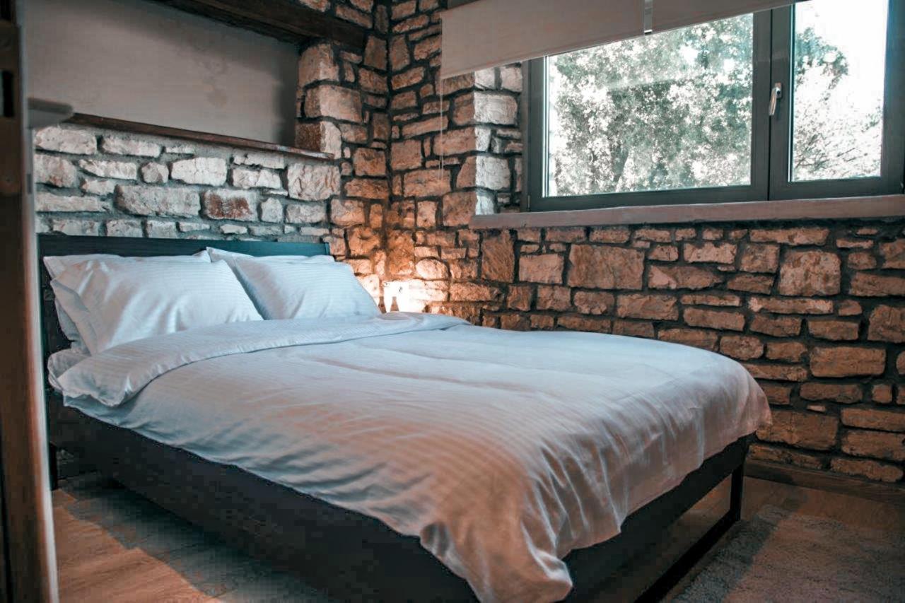 Epirus Stone Suites Kalpaki  Bagian luar foto