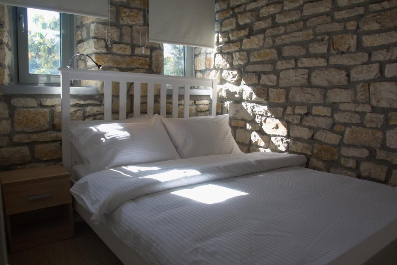 Epirus Stone Suites Kalpaki  Bagian luar foto